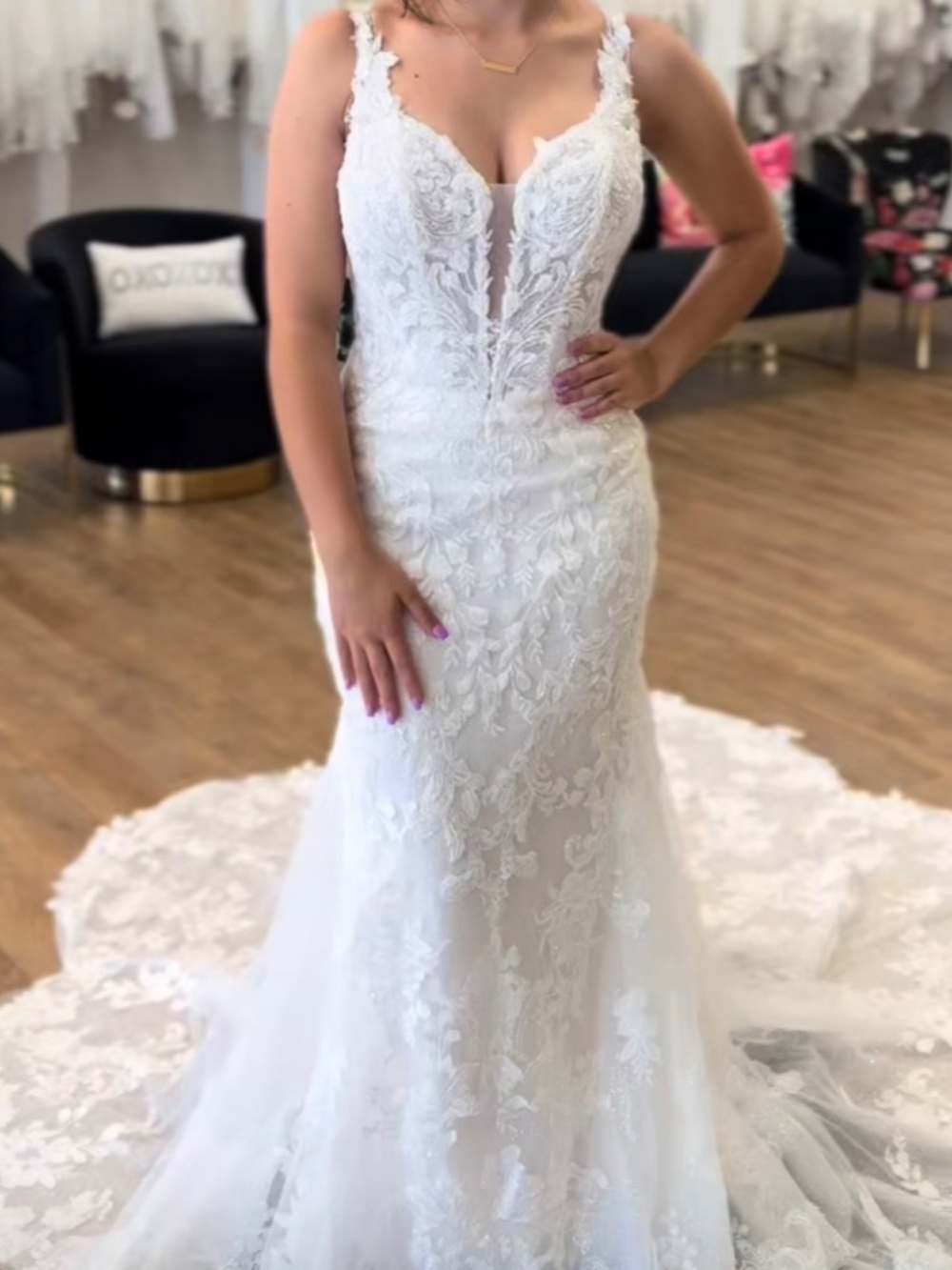 Wedding dress - Picture 7 of 7